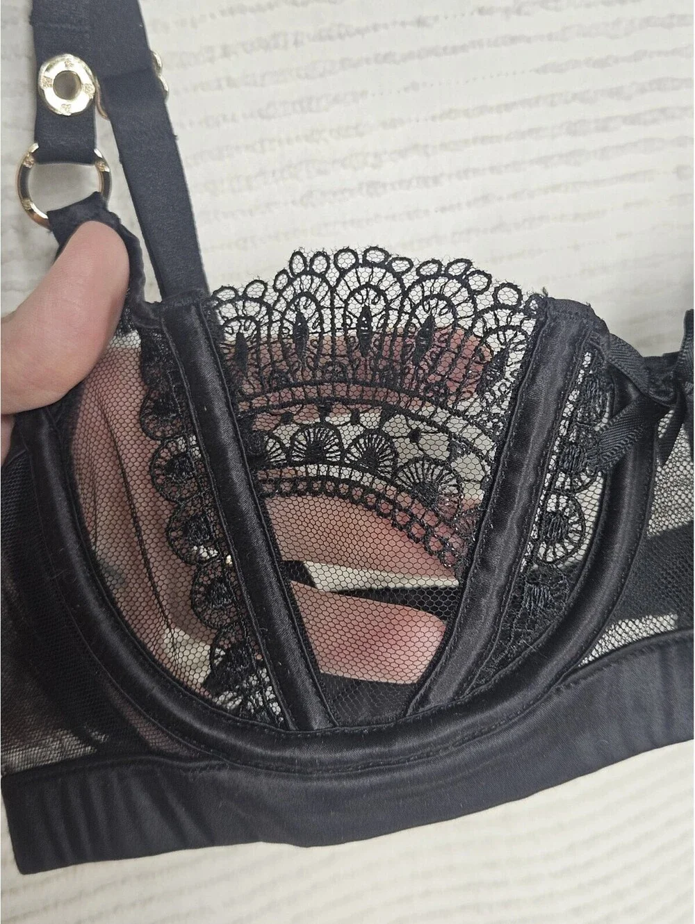 honey birdette Miss Soo Bra 10C 32C Black Boned Balconette Satin Lace Rare Luxe